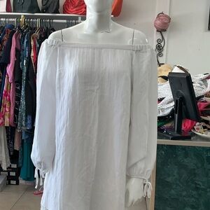 Lilly Pulitzer White Off-Shoulder Blouse